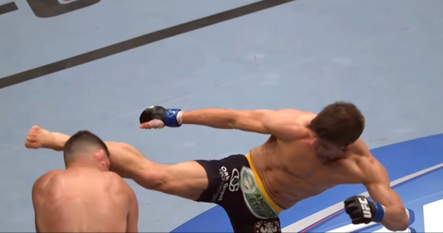 VIDEO: Mãn nhãn với top 10 pha head kick knockout hay nhất lịch sử UFC