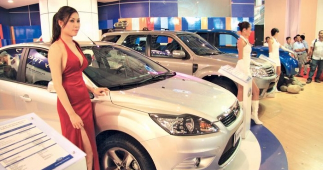 Giá xe ô tô nhập khẩu được dự đoán sắp tăng mạnh