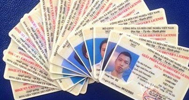 Mỗi lần vi phạm giao thông, tài xế sẽ bị... trừ điểm trên bằng lái?