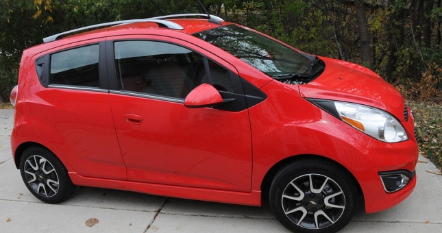 Chỉ có 200 triệu, nên mua ô tô nào?