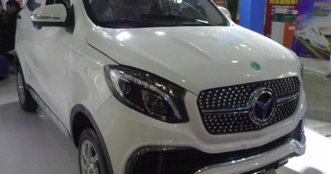 Choáng váng: Ô tô giống hệt Mercedes, giá rẻ hơn cả Honda SH