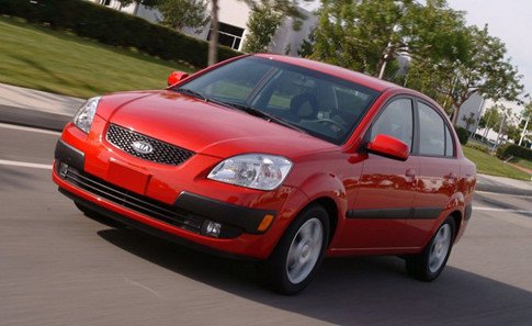 Những xe ô tô cũ tuyệt đối không nên mua dù giá 'rẻ như cho'