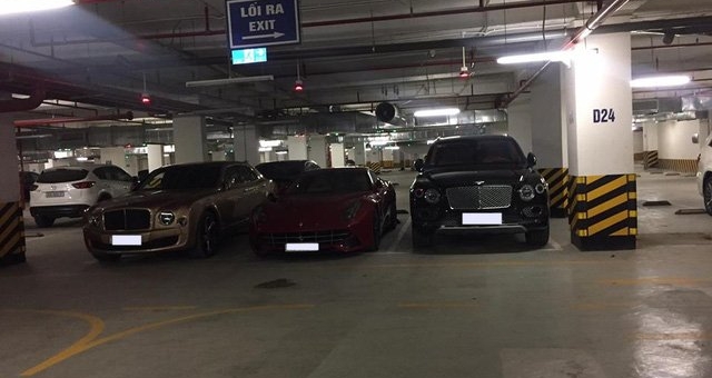 Đại gia Thanh Hóa khoe dàn siêu xe khủng