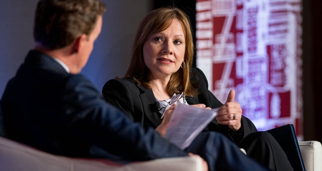 Giám đốc của GM chấm dứt vai trò cố vấn cho Donald Trump