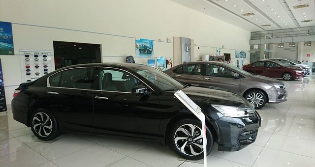 Thị trường ô tô tháng 07: Giá giảm kịch sàn vẫn ế dài