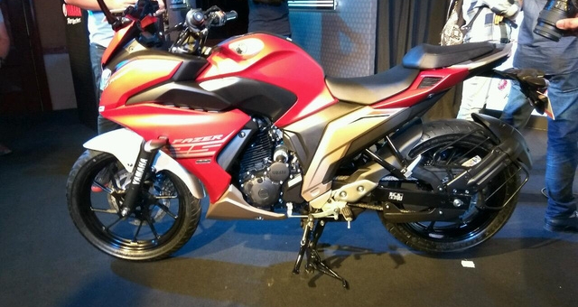 Mô tô dưới 50 triệu Đồng Yamaha Fazer 25 bắt đầu được bán