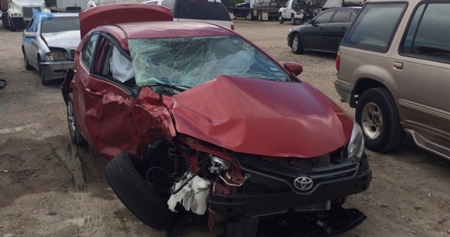 Vì sao nhiều xe Toyota không bung túi khí khi gặp va chạm?