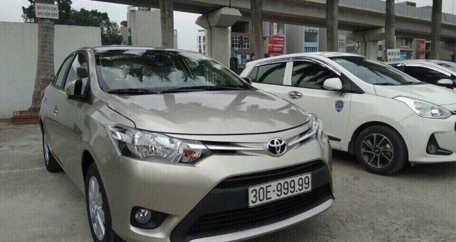 Thực hư 2 ô tô trùng biển “siêu đẹp” 99999 tại Hà Nội