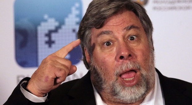 Nhà đồng sáng lập Apple chê Elon Musk chỉ giỏi 'chém gió'