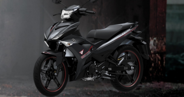 Chọn màu xe máy cho hợp tuổi, nên hay không?