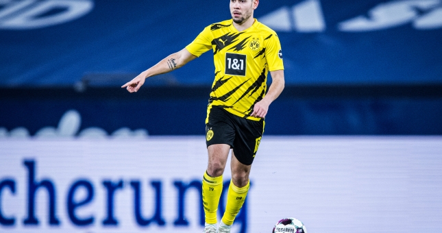 Chân dung Raphael Guerreiro – Chiếc chân trái toàn diện của Borussia Dortmund