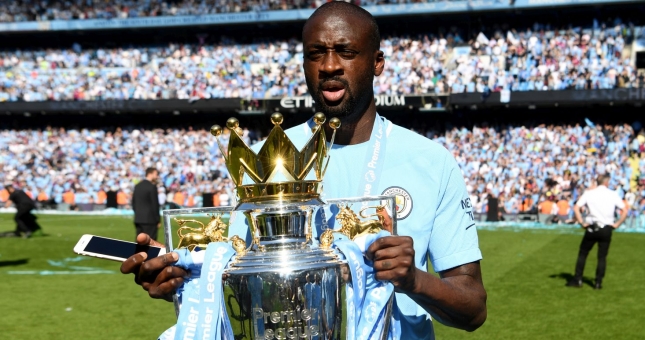 NÓNG: Yaya Toure chính thức giải nghệ ở tuổi 35