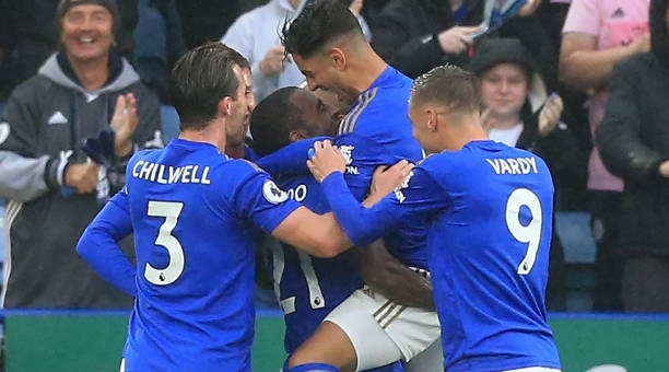 Chiến thắng hủy diệt, 'Bầy cáo' Leicester vươn lên top 3 NHA