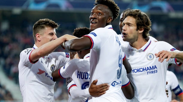 Chelsea vất vả giành chiến thắng đầu tiên tại Cúp C1