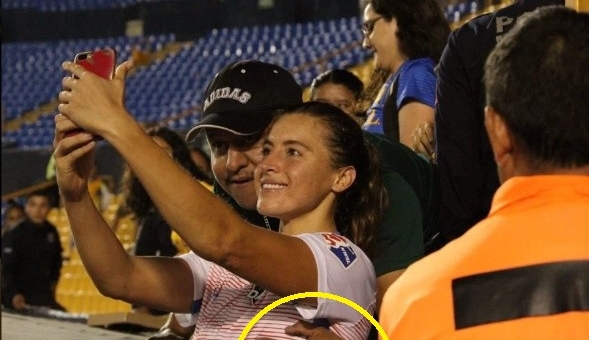 Sàm sỡ cầu thủ nữ, một CĐV nam bị cấm đến sân vĩnh viễn