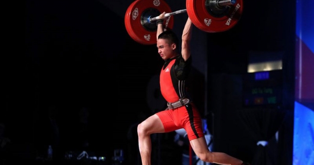 Lực sỹ 15 tuổi của Việt Nam giành 4 HCV, phá 2 kỷ lục châu Á