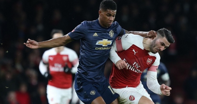 Nghỉ tết dương lịch 2020: NHM được xem trận đinh Ngoại hạng Anh