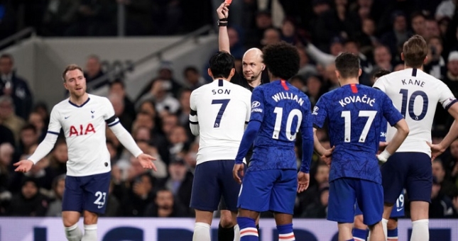 Nhận thẻ đỏ, Son Heung-min lập kỷ lục 'đáng hổ thẹn'