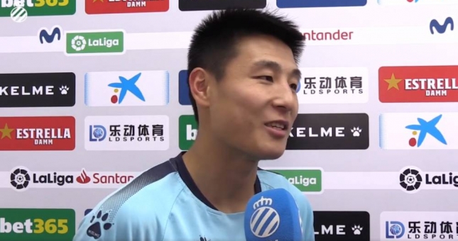 'Ronaldo Trung Quốc' nói gì sau bàn thắng vào lưới Barca?