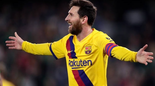 Messi lập hat-trick kiến tạo, Barca vất vả giành 3 điểm