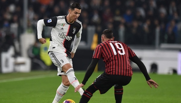 NÓNG: Trận đấu giữa Juventus và Milan bị hoãn vô thời hạn