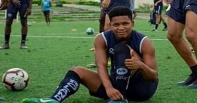 SỐC: Một cầu thủ bị bắn chết ngay trước cửa nhà riêng