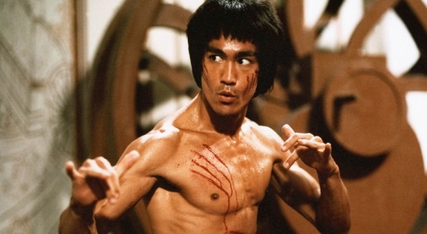 VIDEO: Lý Tiểu Long hạ gục nhà vô địch Karate nước Mỹ