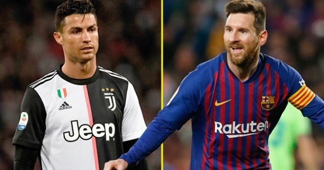Messi đánh bại Ronaldo để trở thành cầu thủ vĩ đại nhất trong 25 năm qua