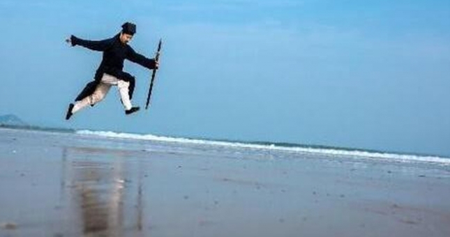 Cao thủ Võ Đang sở hữu khinh công tuyệt đỉnh, có thể chạy trên mặt nước