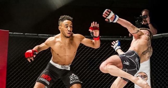 Khinh thường đối thủ, võ sĩ MMA ngạo mạn nhận kết cục đắng ngắt