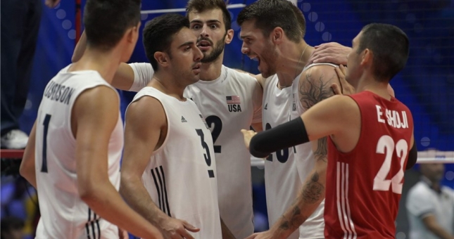 Trực tiếp Mỹ vs Brazil: Cuộc chiến của 2 anh cả làng chuyền