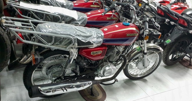 Honda CG125Fi 2020 vừa về Việt Nam, giá từ 40 triệu VNĐ