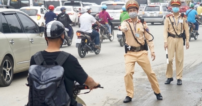 Từ 5/8, chỉ còn 4 trường hợp CSGT được dừng xe kiểm tra