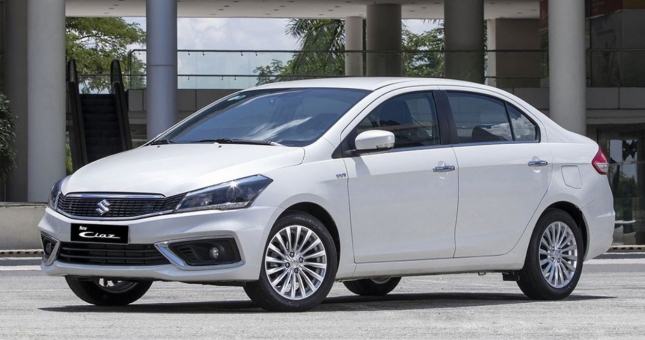 Suzuki Ciaz 2020 giảm 'sốc' trước tình thế Honda City 2021 gần ra mắt