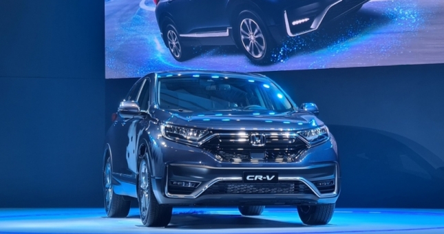 Mua xe Honda CR-V hưởng nhiều ưu đãi hấp dẫn