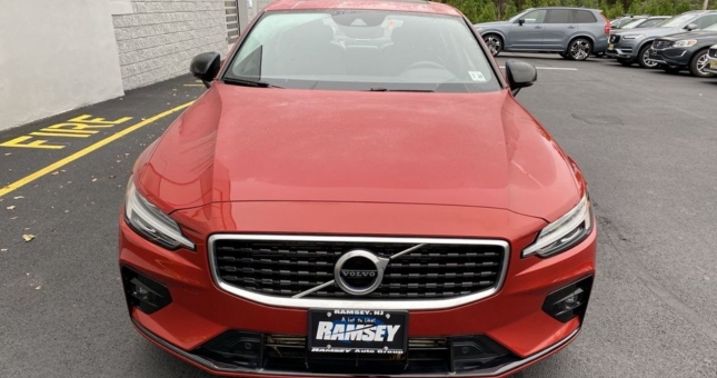 Volvo S60 sắp ra mắt tại Việt Nam, giá gần 2 tỷ đấu Mercedes C-Class