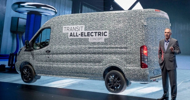 Xe 16 chỗ đắt khách nhất Việt Nam sắp có phiên bản mới