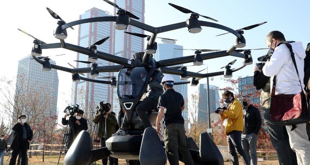Hàn Quốc lần đầu thử nghiệm taxi bay trên bầu trời Seoul