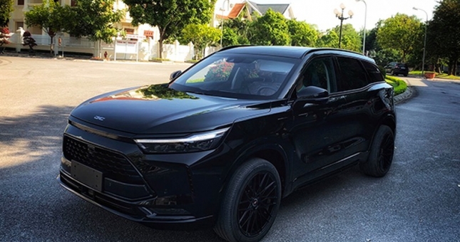 Chủ xe đem Beijing X7 đi độ: Gỡ bỏ logo Tàu, sơn luôn màu mới