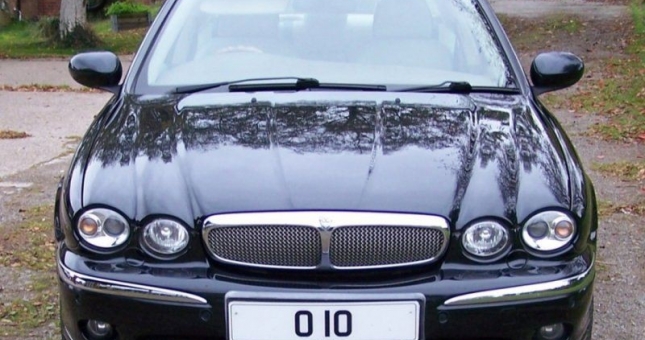 Biển số xe bất ngờ bán được 4 tỷ VNĐ, ngang tiền mua xế hộp