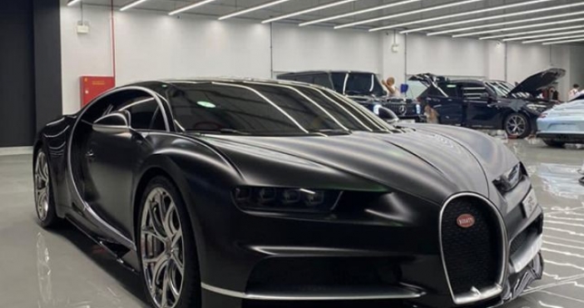 Của hiếm Bugatti Chiron chào bán giá 'rẻ' bất ngờ tại Việt Nam