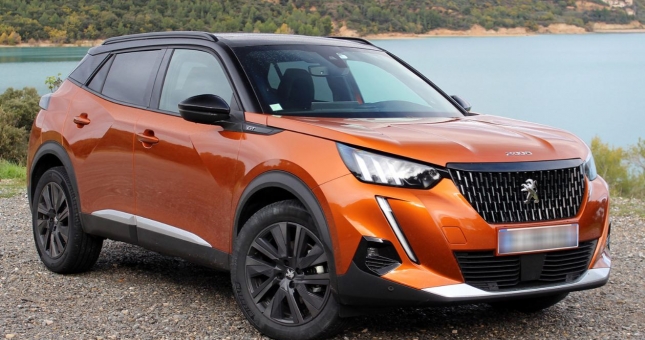 SUV B Peugeot 2008 bất ngờ nhận cọc, giá dự kiến 750 triệu VNĐ