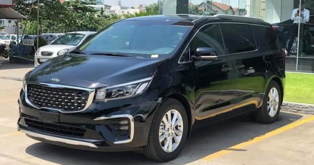 Kia Sedona Signature 2020 về đại lý, chờ ra mắt tại Việt Nam