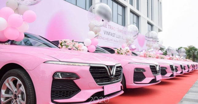 Công ty 'nhà người ta' chi 10 tỷ tặng xe VinFast cho nhân viên