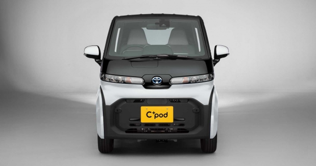 Toyota C*pod ra mắt, giá ngang Hyundai Grand i10