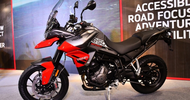 'Đã mắt' ngắm siêu phẩm côn tay mới tại VN, giá 360 triệu đồng