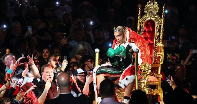 Tyson Fury sẽ không thượng đài cuối năm nay, phải đợi 2021
