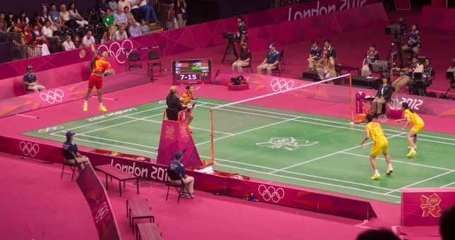 Kích thước sân đánh cầu lông chuẩn là bao nhiêu?