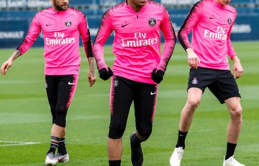 Mbappe, Hazard đồng loạt diện Nike Mercurial thế hệ mới