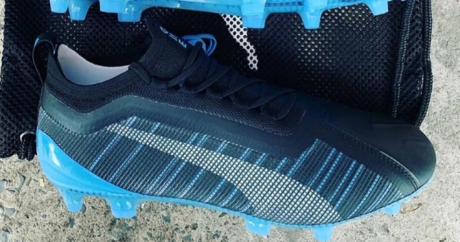 Trở thành nhà tài trợ mới, Puma ra mắt giày riêng cho Man City